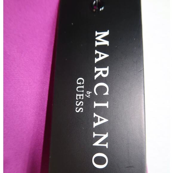 Marciano Chaya skirt in a satin magenta violet flower color size 6 - Picture 5 of 6